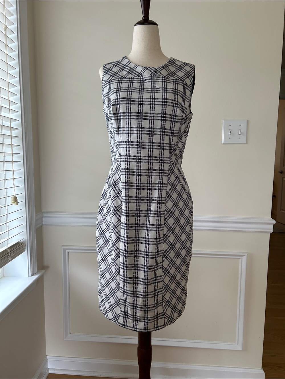 Brooks Brothers Navy and White Plaid Sleeveless Sheath Dress